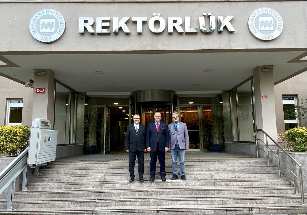 Sn. Kaymakamımız Bekir DINKIRCI Marmara Üniversitesi Rektörü Prof. Dr. Mustafa KURT’u ziyaret ettiler.